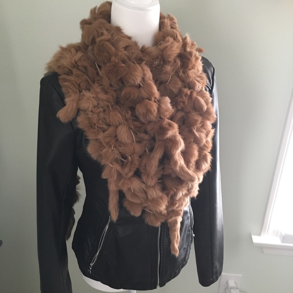 Scarf - Picture 3 of 3